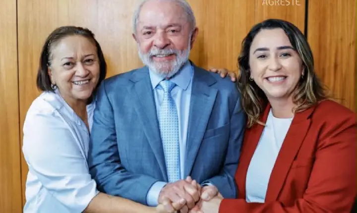 [PESQUISA SETA] Samanda aumenta protagonismo, dispara pro Senado e assume 3º lugar na disputa