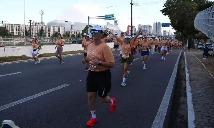 Sancionada lei de Samanda que garante meia inscrição para estudantes em corridas de rua de Natal