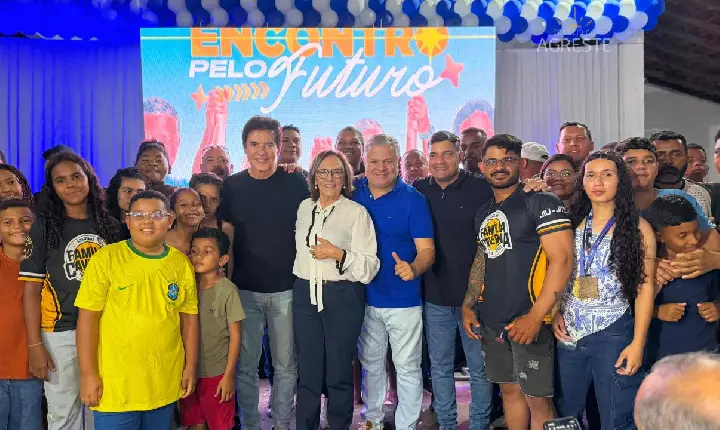 Ceará-Mirim: encontro no Centro Esportivo com o vereador Carlos Filho reforça apoio a Júlio César