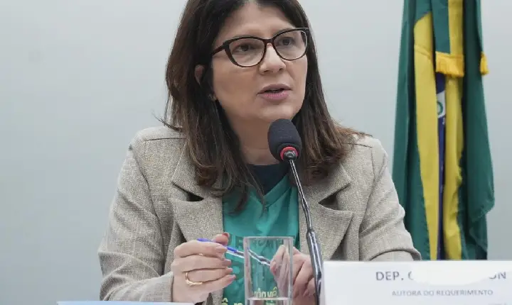 Carla Dickson garante R$ 30 milhões para o autismo e famílias atípicas no RN em 2026