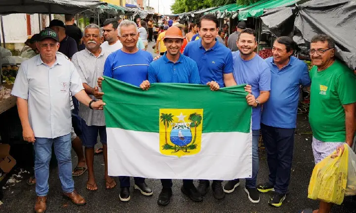 Na feira de Monte Alegre, população vai às ruas receber Allyson Bezerra