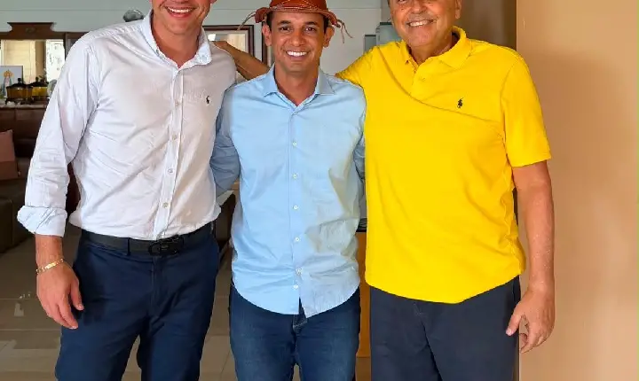 Carlos Eduardo declara apoio a Allyson Bezerra e anuncia pré-candidatura a deputado estadual pelo União Brasil