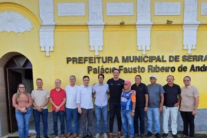 Prefeito Joãozinho Furtado recebe senador Styvenson Valentim e juntos vistoriam obras em Serra Caiada
