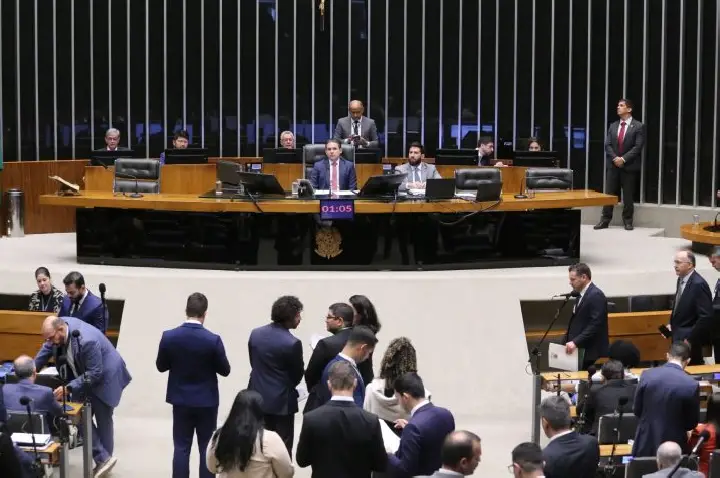 Câmara aprova adesão do Brasil a acordo da OMC sobre comércio de aeronaves civis