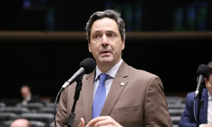 Comissão aprova proposta que proíbe entrada no país de veículos ligados a criminosos
