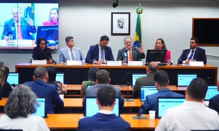 Debatedores pedem que STF garanta auxílio a vítimas de Brumadinho
