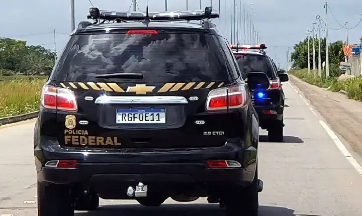 PF apreende armas destinadas a facções criminosas no Rio
