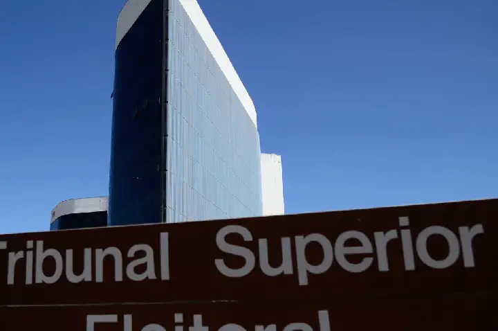 TSE define ministros que vão julgar processos de presidenciáveis 