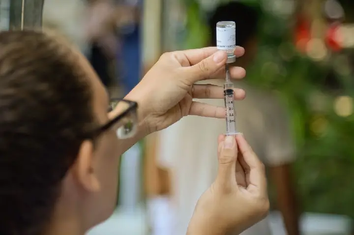 Vacinação nacional contra gripe começa no sábado 