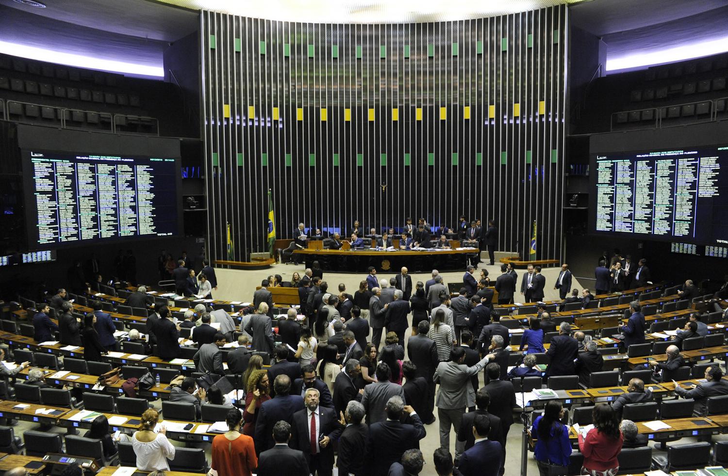 Plenário pode votar MP dos fundos patrimoniais na segunda-feira