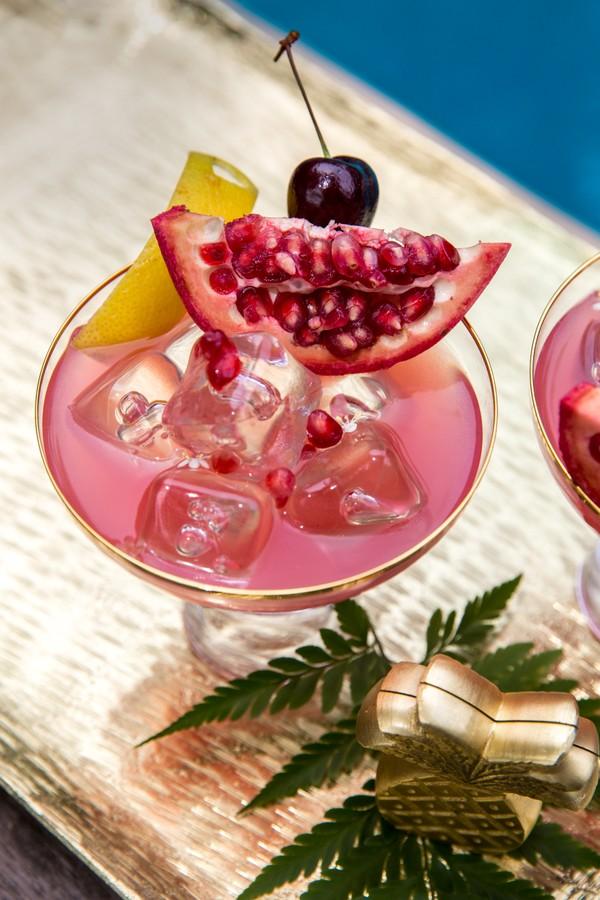 Aprenda seis receitas de drinks para fazer no fim de semana