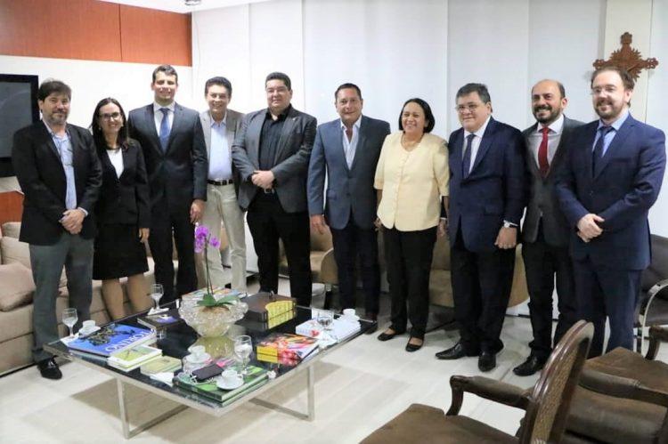Fátima reúne chefes de poderes e discute medidas para enfrentar crise