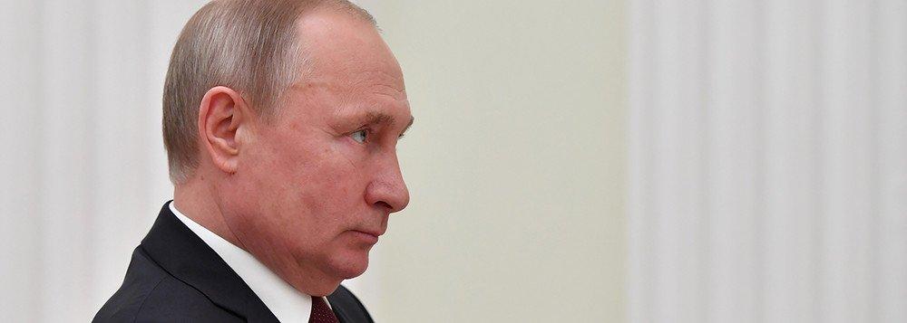 PUTIN: ESTAMOS PRONTOS PARA CRISE COMO A DOS MÍSSEIS EM CUBA SE EUA DESEJAREM