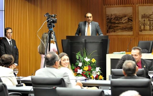 Vereadores de Natal aprovam projeto de lei que obriga divulgação de relatórios sobre pontes e viadutos