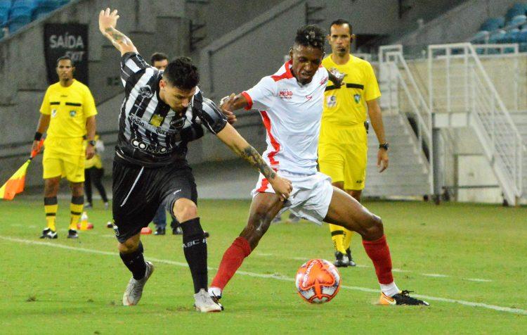 Destaque no Clássico-Rei, Roger Gaúcho celebra bom início no América