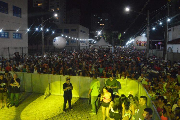 Domingo terá programação diversificada nos polos de carnaval em Natal
