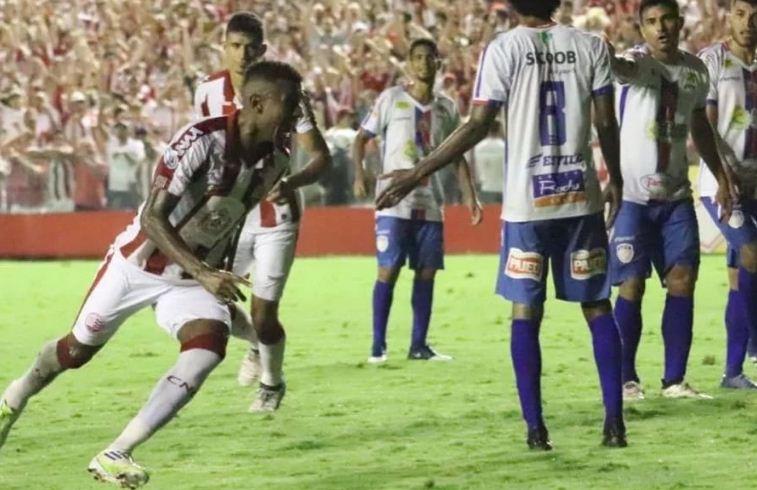 Náutico vence Afogados e se garante na final do Pernambucano