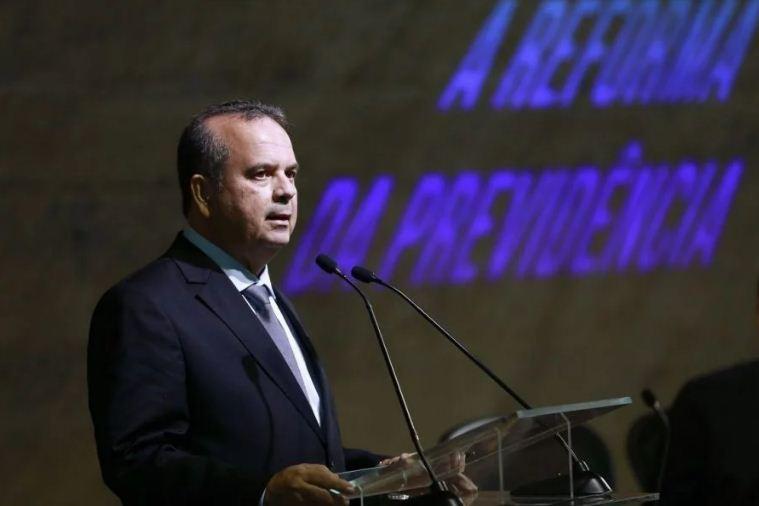 PF apreende R$ 265,9 mil na casa de primo de Rogério Marinho