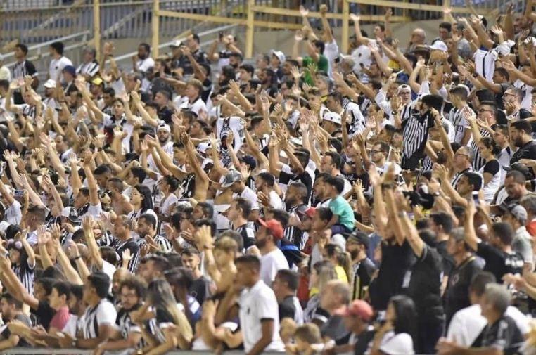 Botafogo-PB faz promoção de ingressos por vaga na final da Lampions