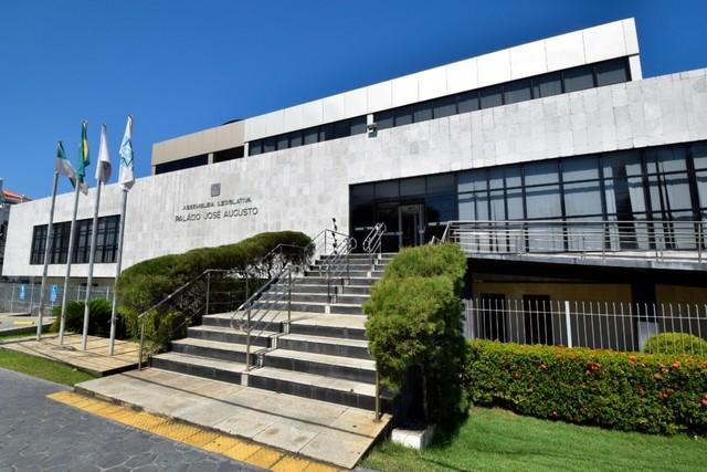 STJ determina soltura de ex-servidora suspeita de chefiar esquema de 'fantasmas' na Assembleia Legislativa do RN