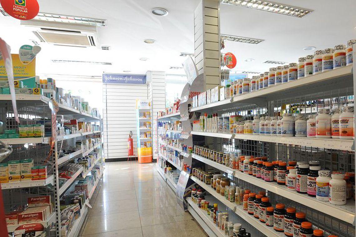 Vendas do comércio crescem 0,3% de fevereiro para março, diz IBGE