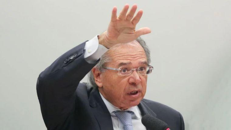Guedes: não haverá concursos públicos nos próximos anos