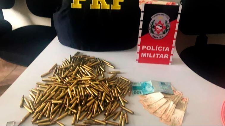 Três pessoas são presas com 308 munições de fuzil e carro roubado