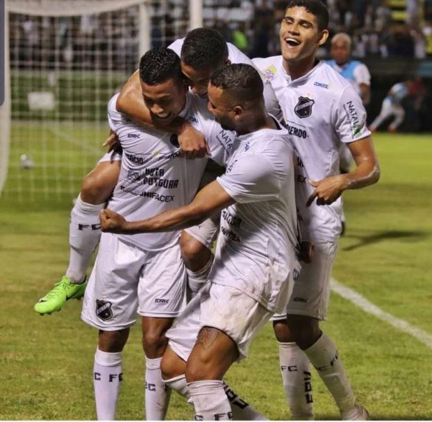 ABC vence o Ferroviário com gol nos acréscimos