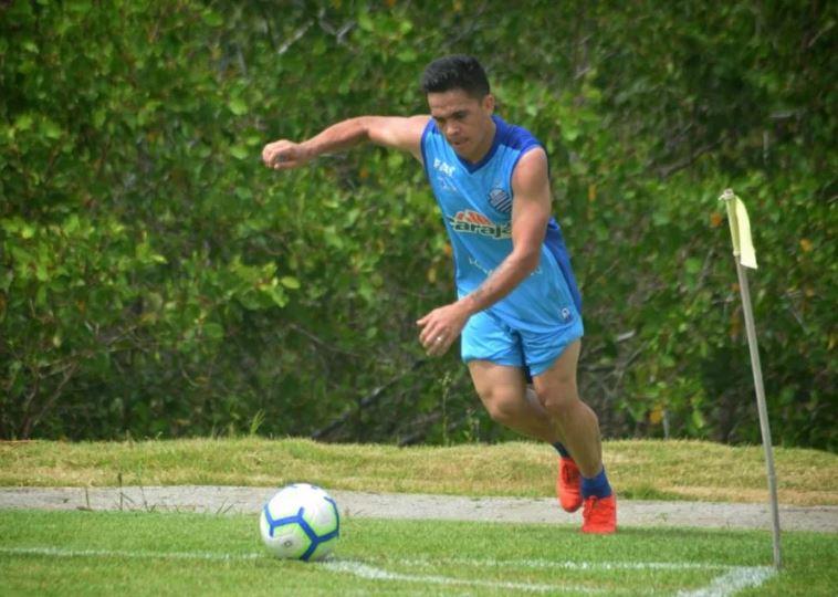 CSA anuncia atacante paraguaio como novo reforço para a Série A