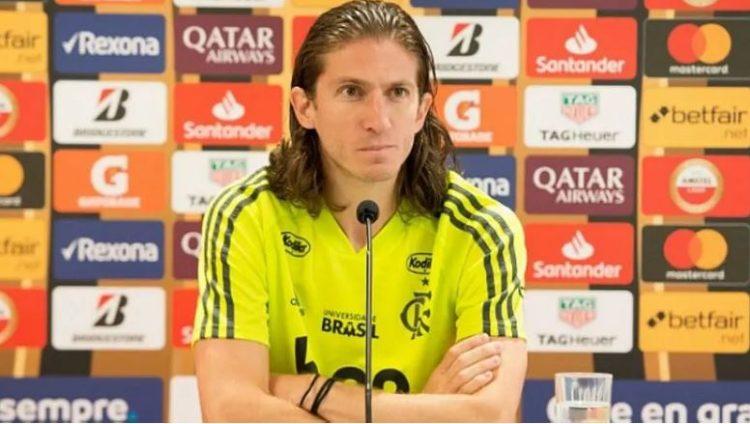 Filipe Luís diz que Flamengo precisa de dois jogadores para marcar Guerrero