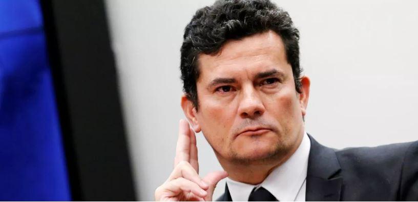 Moro já estuda, reservadamente, o melhor momento para deixar o cargo
