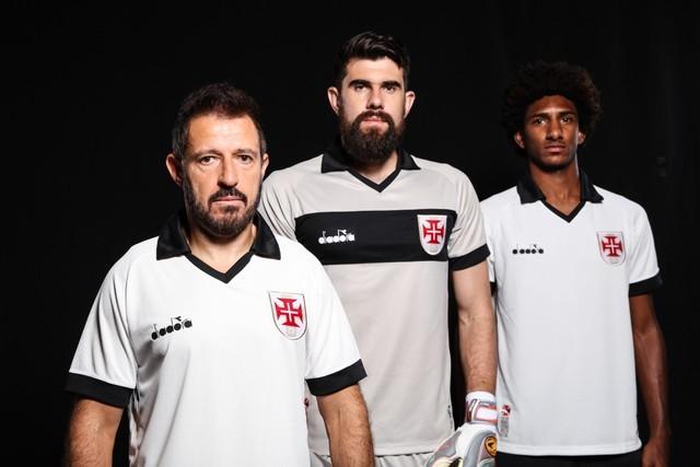 Vasco divulga nova terceira camisa; estreia será contra o São Paulo