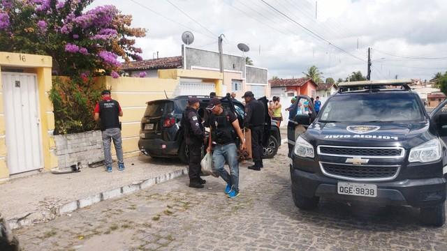 Dois assaltantes morrem e quatro são presos após confrontos com a Polícia Civil na Grande Natal