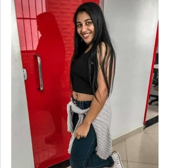 Mulher é morta a facadas em praça no Nordeste e família aponta ex-companheiro como suspeito do crime