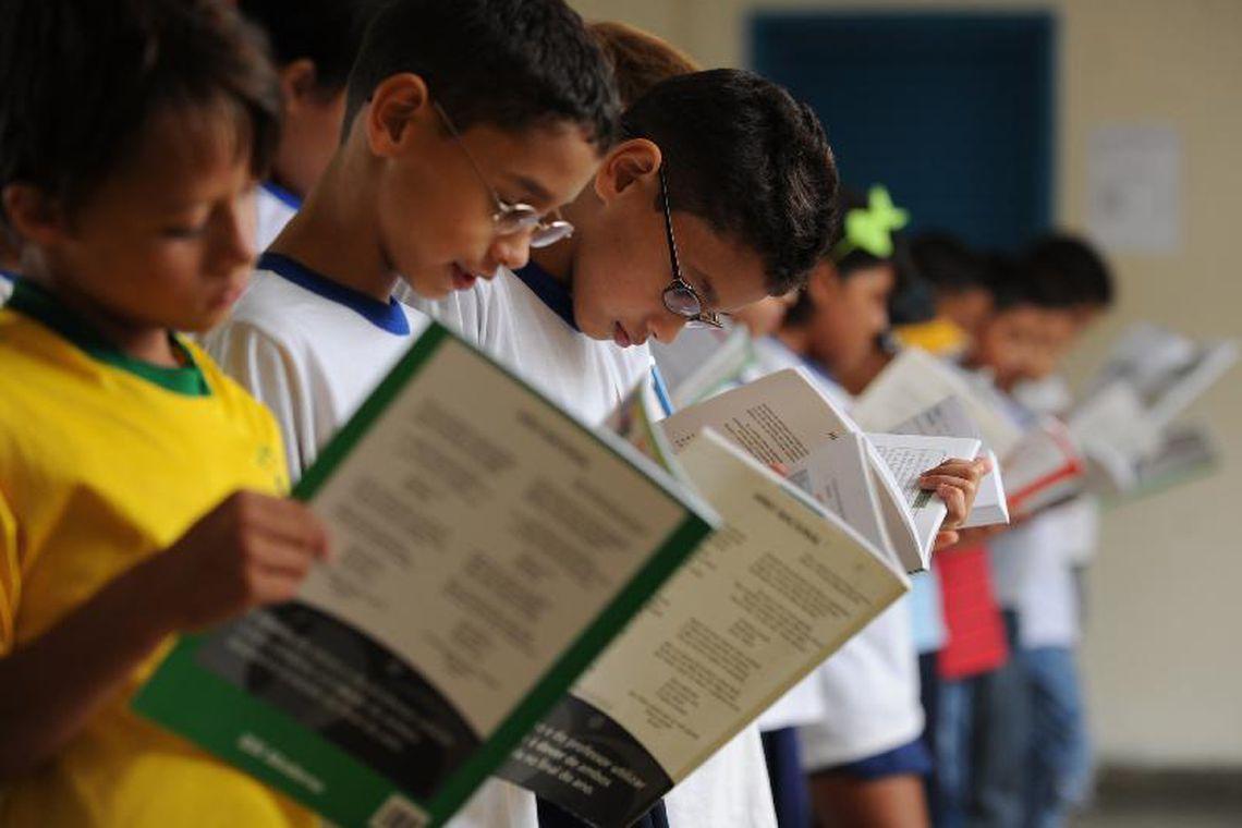 Prorrogado até as 23h59 de hoje prazo para escolha do livro didático