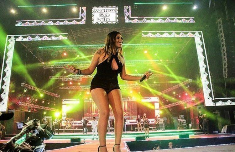 Beto Barbosa, Mastruz com Leite e Limão com Mel agitam a Festa do Boi