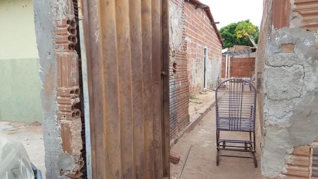 Mulher é assassinada a tiros dentro de casa em Mossoró