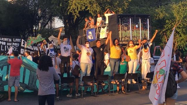 Natal tem manifestação contra corte de recursos da educação