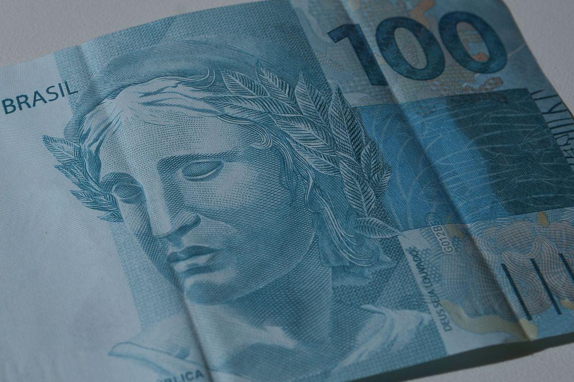 Brasileiros acreditam que inflação fica em 4,8% nos próximos 12 meses
