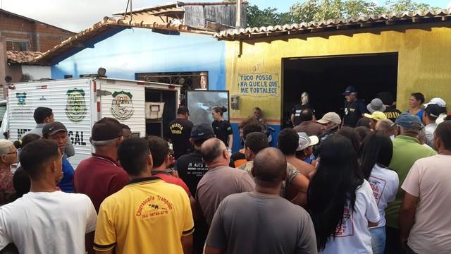Homem é assassinado a tiros dentro de oficina mecânica na Grande Natal