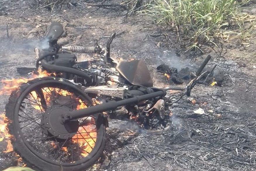 Homem morre carbonizado após moto pegar fogo em rodovia da Paraíba