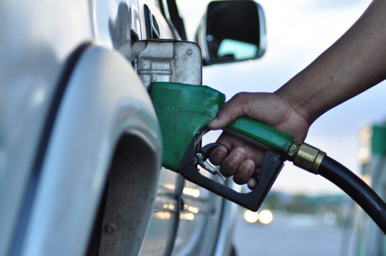 Postos de combustíveis de Natal têm a gasolina mais cara do Nordeste, aponta ANP