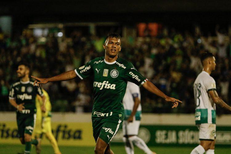 Potiguar Gabriel Veron marca seus primeiros gols como profissional do Palmeiras