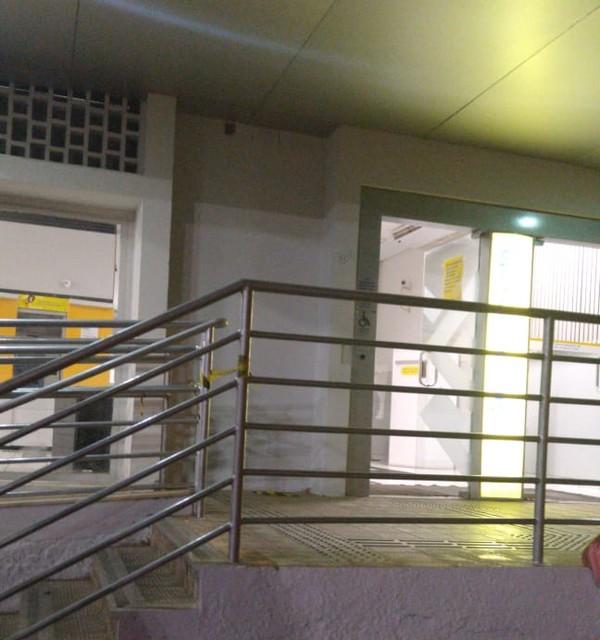 Criminosos explodem agência bancária e fazem reféns durante fuga no interior do RN