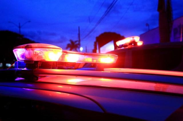 Irmãos são executados a tiros na frente da mãe na Grande Natal