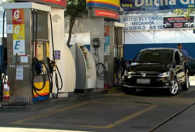 Menor preço da gasolina cai e pode ser encontrado a R$ 4,09 na Paraíba