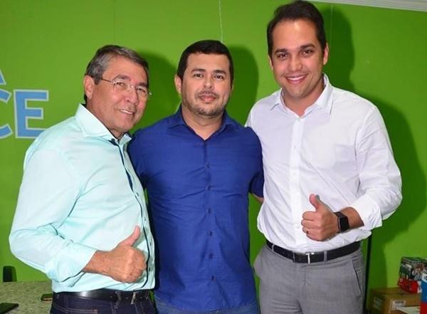 Prefeito Severino anuncia nome de André Rodrigues como pré-candidato à sucessão