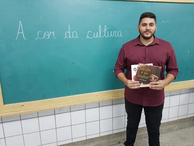 Professor cria projeto de combate ao racismo em escola da Zona Norte de Natal