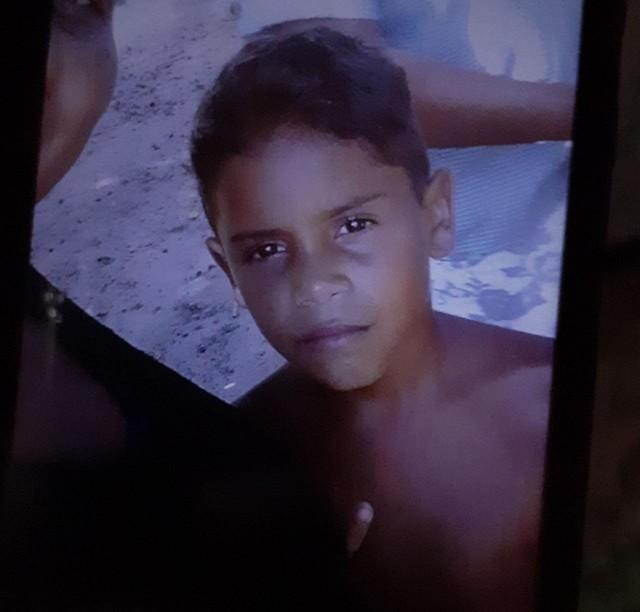 Após chuvas, muro desaba e mata criança de 9 anos que brincava em praça na Grande Natal