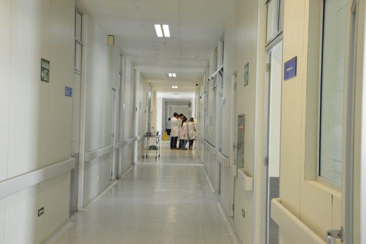 Hospitais privados do RN não podem recusar pacientes com covid-19, diz Sesap